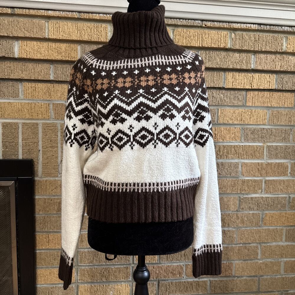 American Eagle Brown Fair Isle Turtleneck Sweater Womens Small Nordic Knit Brown